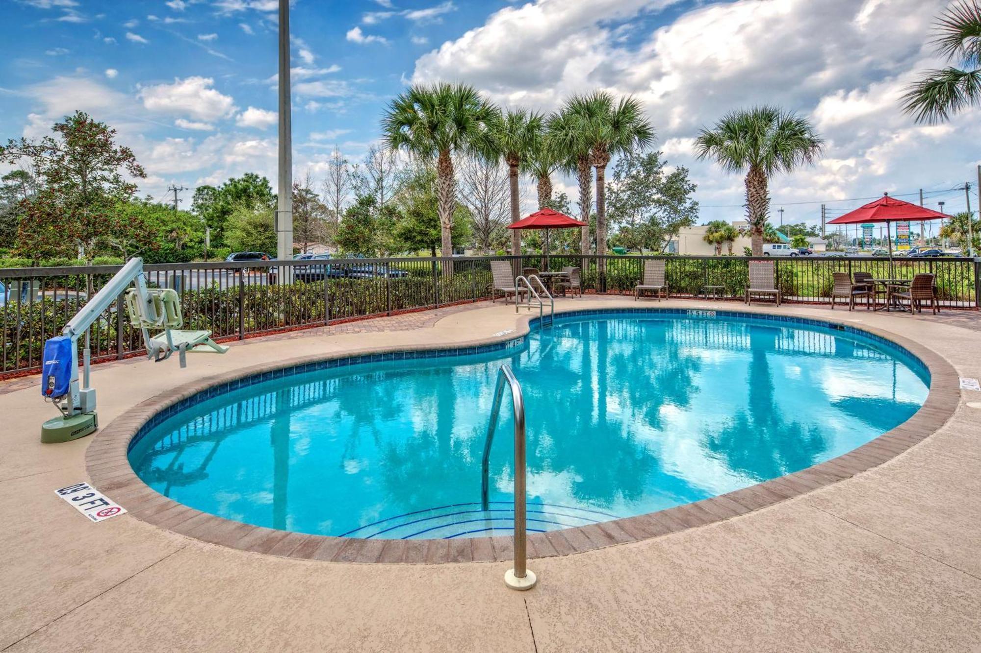 Hampton Inn & Suites Stuart-North Exterior foto