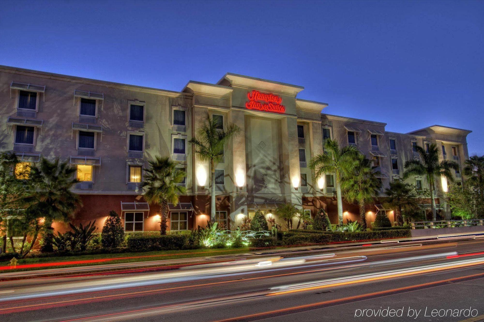 Hampton Inn & Suites Stuart-North Exterior foto